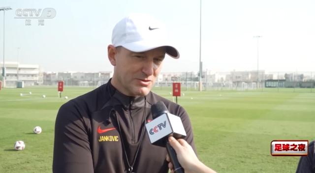 竞技宝App-扬科维奇：提前27天备战是优势 希望国脚充满动力