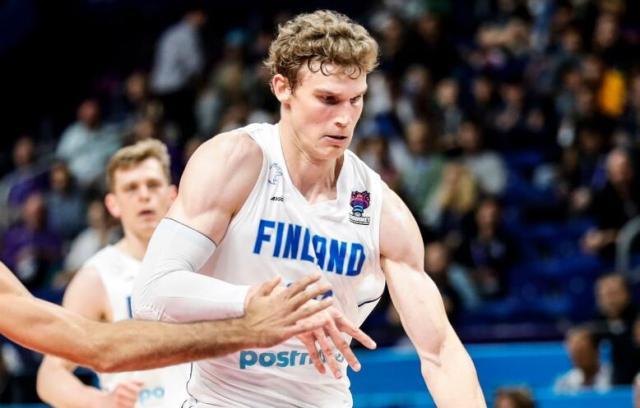 竞技宝下载-被交易刺激的马尔卡宁！火爆砍分 爵士才是赢家？