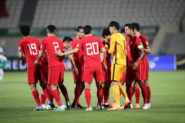 竞技宝下载-【世预赛】张玉宁进球被吹朱辰杰点射 国足1比1沙特